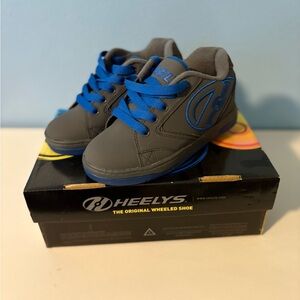Heelys Gray and Blue Sneakers with Wheels